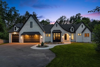 5736 57th Street Cove N, Lake Elmo, MN 55042