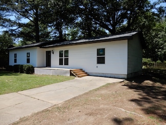 100 Douglas St, Judsonia, AR 72081