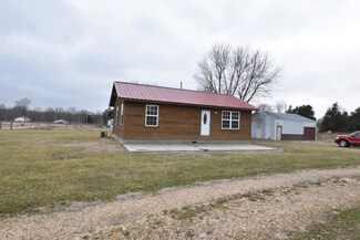 2917 Farm Road 1065, Seligman, MO 65745