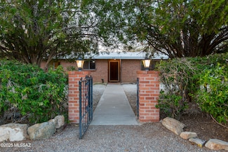 5614 W Wyoming St, Tucson, AZ 85757