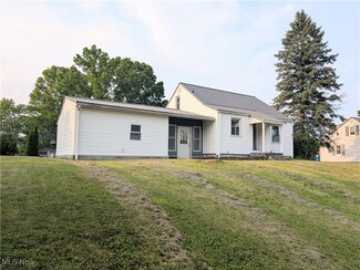 173 6th St SW, Brewster, OH 44613