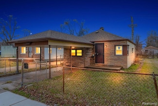 20850 Waltham Rd, Warren, MI 48089