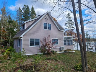 104 Justin Ln, Gouldsboro, ME 04607