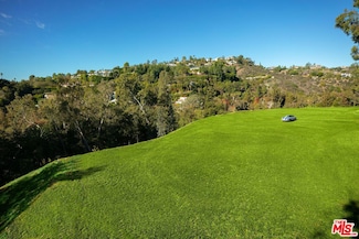 780 Tortuoso Way, Los Angeles, CA 90077