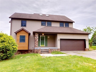 6 Valley Vista Ln, Butler, PA 16001