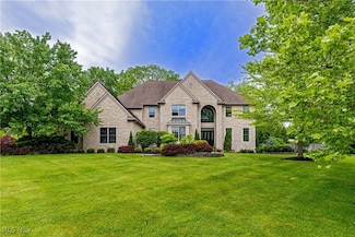 6442 Dorset Ln, Solon, OH 44139