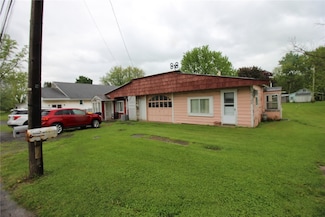 5148 N Main St, North Rose, NY 14516