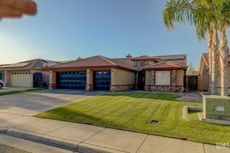 4716 Ambrister Dr, Bakersfield, CA 93313