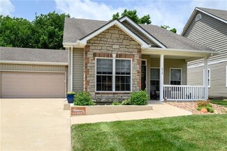 518 N Spruce St, Ottawa, KS 66067