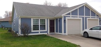 791 Pinewood St, Gardner, KS 66030