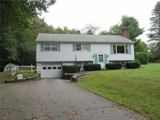 376 Valley Rd, North Berwick, ME 03906