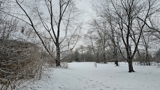 27W264 80th St, Naperville, IL 60565