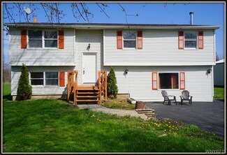1363 Hosmer Rd, Barker, NY 14012