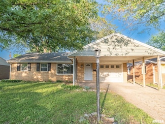 1522 Howard Ct, Pekin, IL 61554