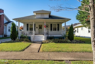 215 Clinchfield Ave, Erwin, TN 37650