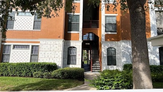 8325 38th Street Cir E Unit 101, Sarasota, FL 34243