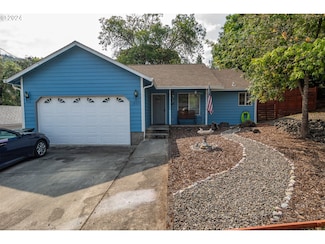 1865 SE Kane St, Roseburg, OR 97470