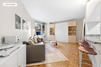 393 W 49th St Unit 2FF, New York, NY 10019