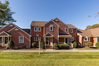 102 Katie Ln, Dover, NH 03820