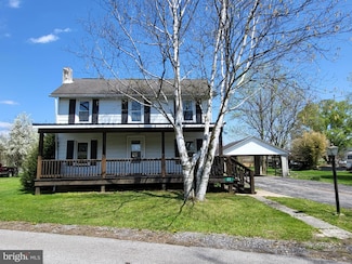 22 High St, Beech Creek, PA 16822