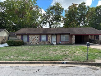 402 Sandra Dr, Brenham, TX 77833