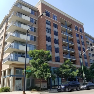 511 W Division St Unit 812, Chicago, IL 60610