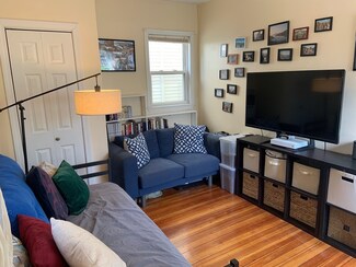 93 Moore St Unit 1, Cambridge, MA 02139