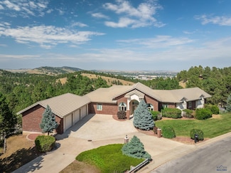 1522 Flormann St, Rapid City, SD 57701