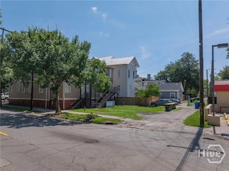 1108 Abercorn St, Savannah, GA 31401