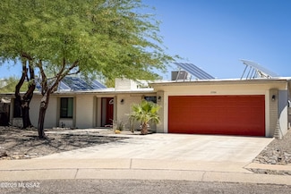 3700 S Serena Ln, Tucson, AZ 85730