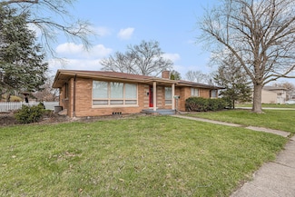 56 Sheffield Dr, Valparaiso, IN 46383