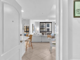 801 S Olive Ave Unit 1521, West Palm Beach, FL 33401
