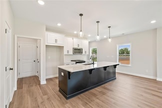 4523 Moray Dr, Mableton, GA 30126