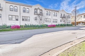 2500 S University Dr, Fort Worth, TX 76109
