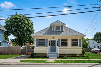 22 Bartholomew St, Peabody, MA 01960