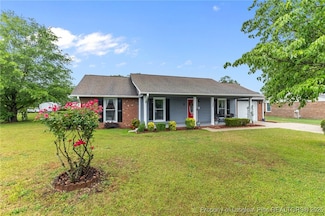 1005 Oakstone Dr, Fayetteville, NC 28314