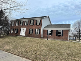 310 Windemere Dr, Westerville, OH 43082