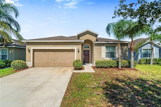 912 Meadow Glade Dr, Ruskin, FL 33570