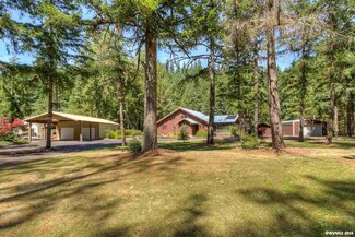 40671 Shoreline Dr, Lyons, OR 97358