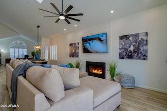 8661 E Gail Rd, Scottsdale, AZ 85260