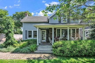 7 Atlantic Ave, East Moriches, NY 11940