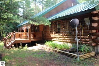 1811 Circle Ct, Grayling, MI 49738