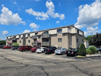8 Village Ct, West Warwick, RI 02893