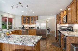 906 Wrangler Ct, Bonita, CA 91902