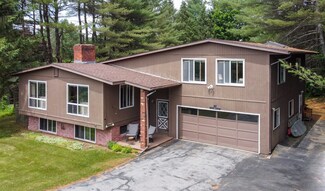 85 Overlook Dr, Northfield, VT 05663