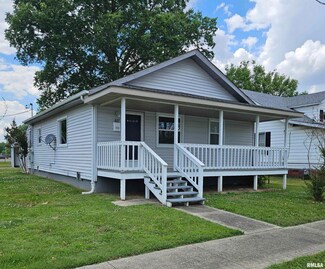 427 S Ledford St, Harrisburg, IL 62946