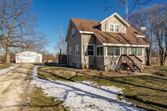 16905 W State Rd, Pecatonica, IL 61063