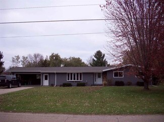122 Emily Rd, Mazomanie, WI 53560