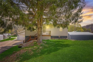 952 Seybertown Rd, Karns City, PA 16041