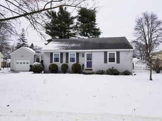9 Reynolds St, South Glens Falls, NY 12803